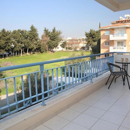 Apartment Iris Village Kato Paphos Exterior photo