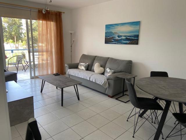 Apartment Iris Village Kato Paphos Exterior photo